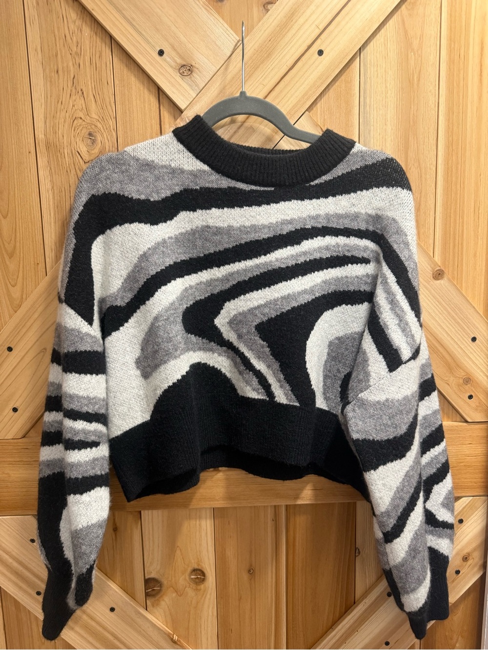 Abstract Wave Crewneck Sweater in Black, Gray & White
